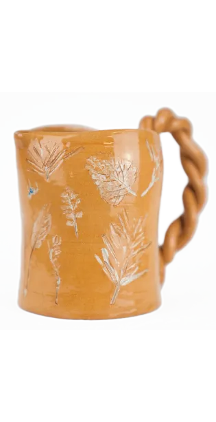 Brocca acqua con fiori